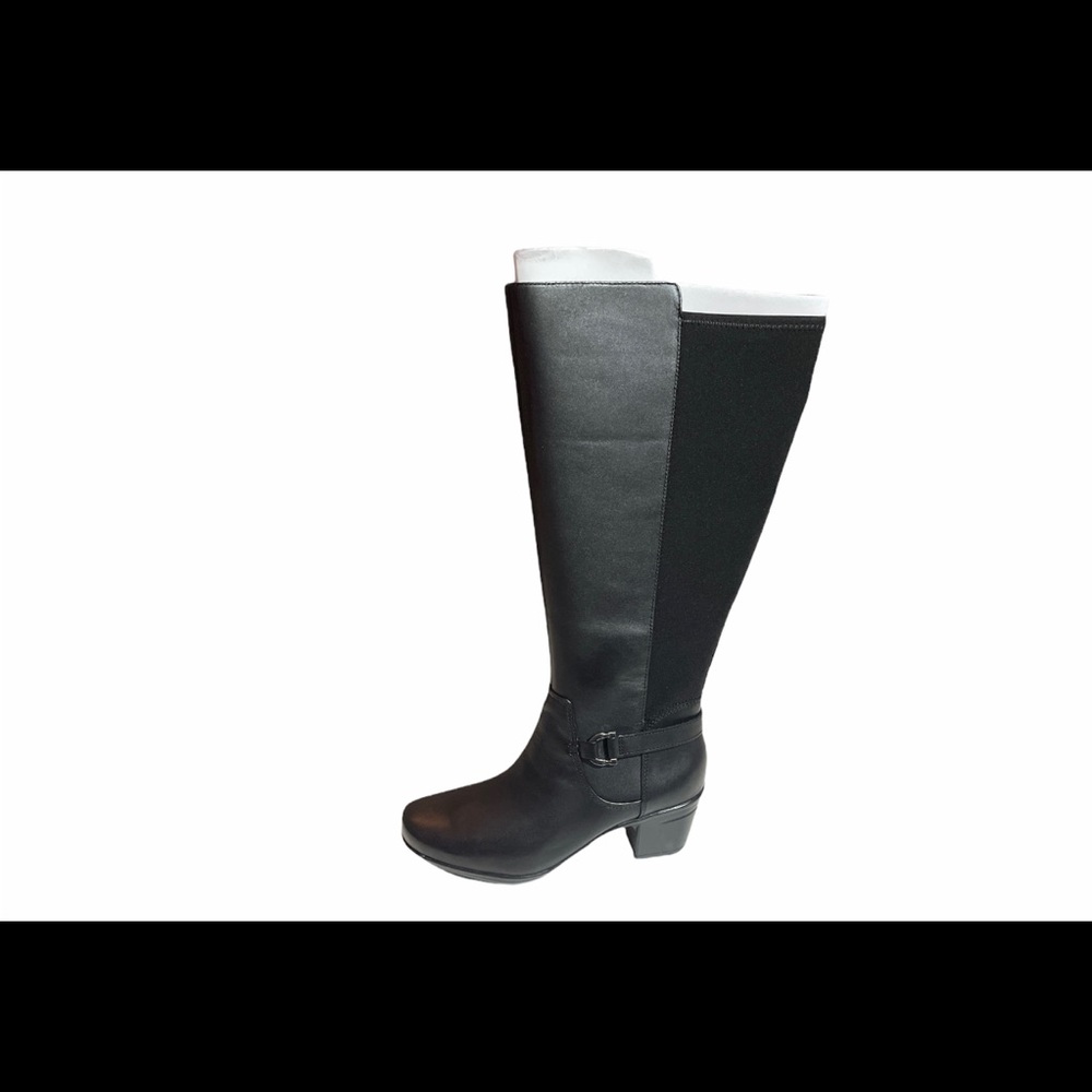 Clarks Emslie March